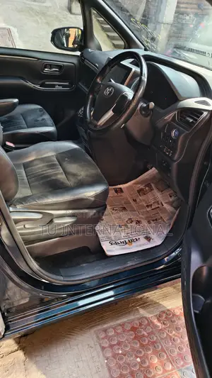 Toyota Esquire GI PREMIUM. 2020