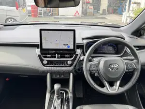 Toyota Corolla Cross Z LEATHER MOONROOF 2024