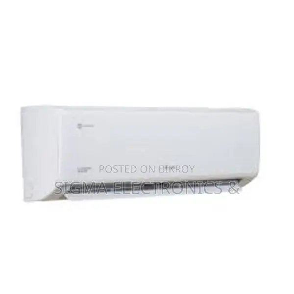 GREE Lomo Split Type Air Conditioner (1.5 TON Inverter) White
