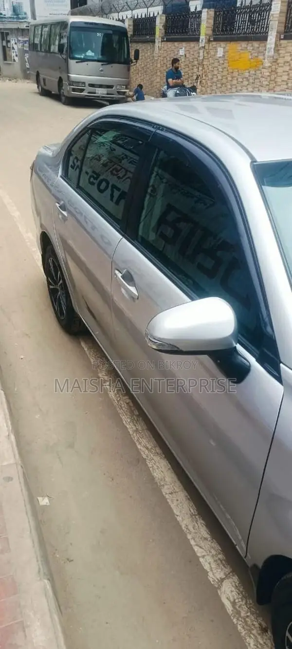 Toyota Axio GL 2015