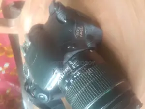 Canon 600D Camera for Sale