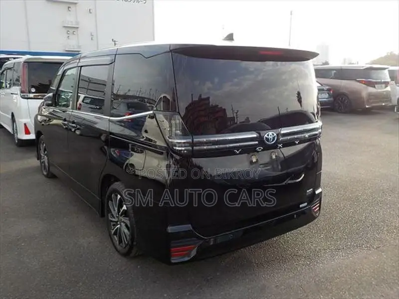 Toyota Voxy Hybrid SZ Black New 2023