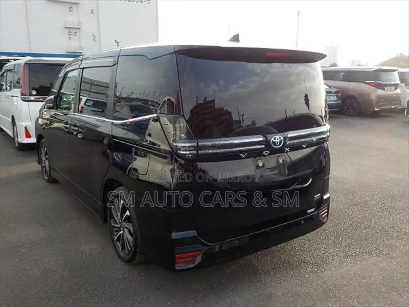 Toyota Voxy Hybrid SZ Black New 2023