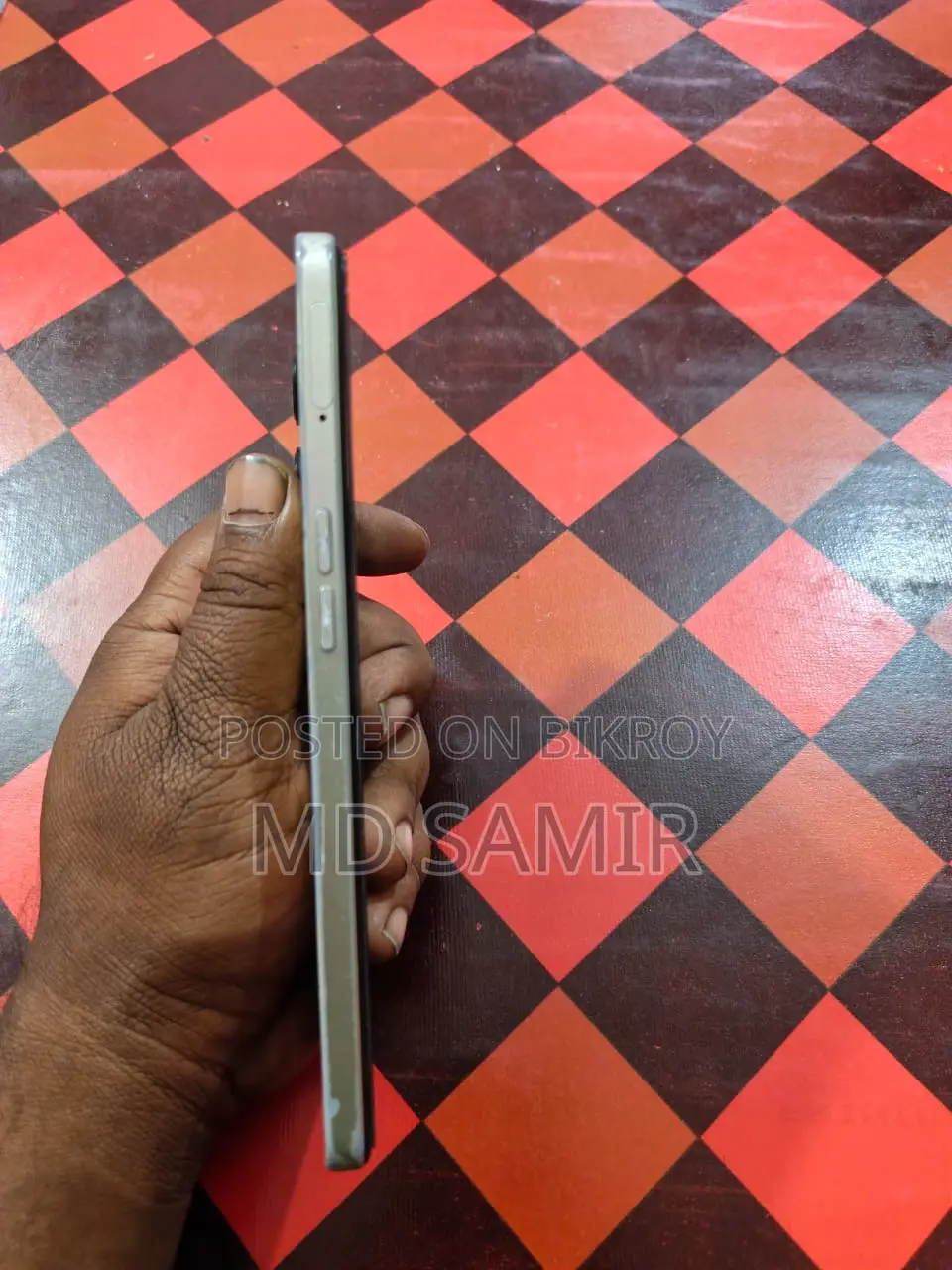 ওপ্পো এফ২১ প্রো (ব্যবহৃত)