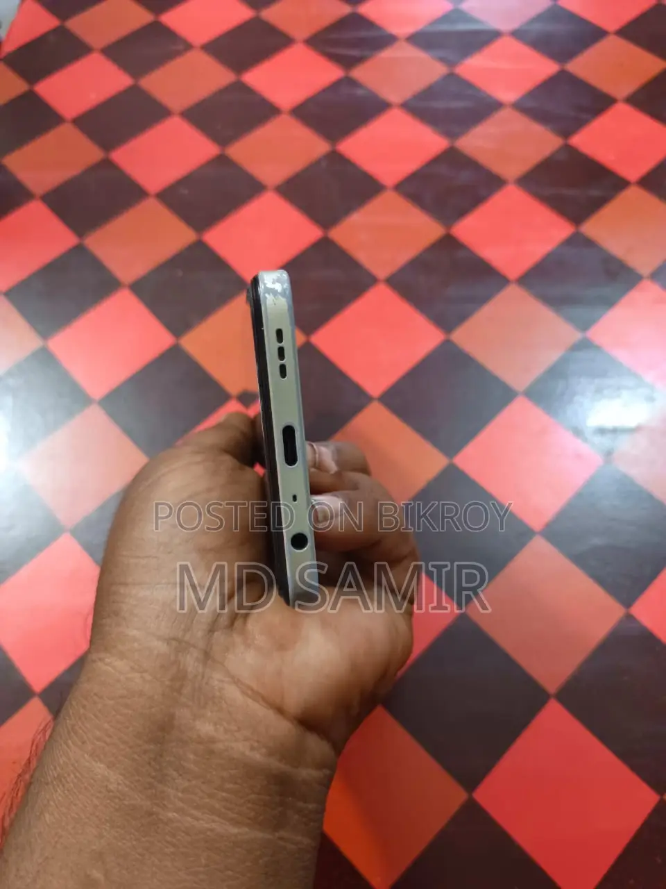 ওপ্পো এফ২১ প্রো (ব্যবহৃত)