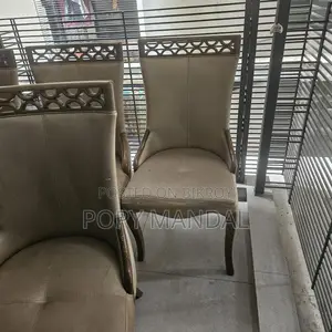 ডাইনিং চেয়ার ৬ পিস