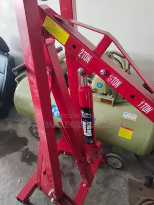 ENGINE CRANE 2TON
