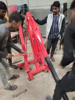 ENGINE CRANE 2TON