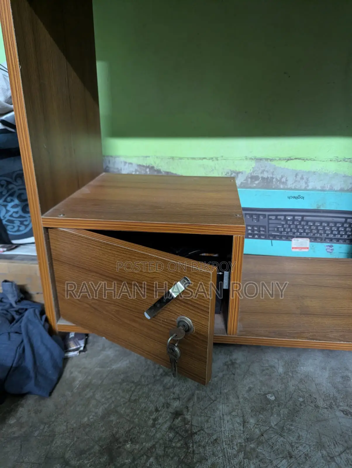 Fresh Computer + Study Table (Table Only)