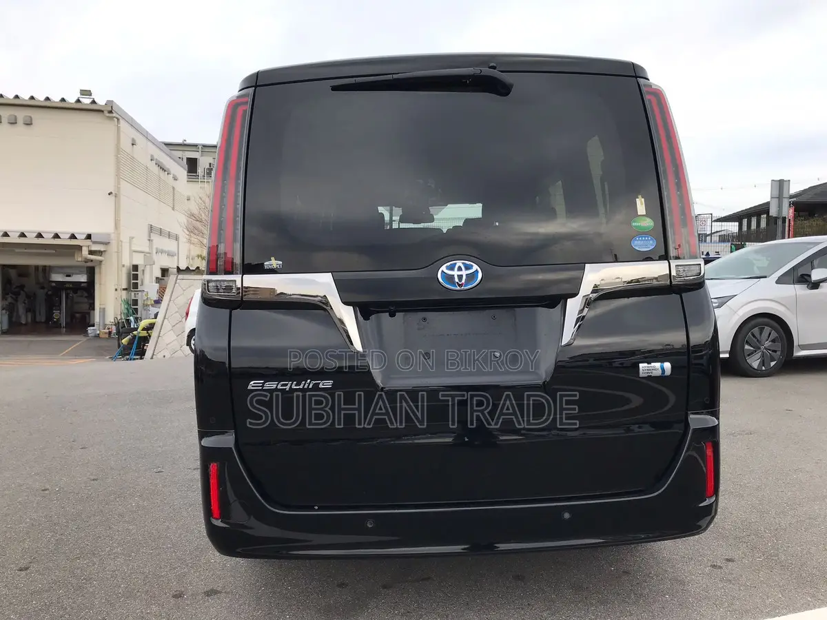 Toyota Esquire GI PREMIUM HYBRID 2021