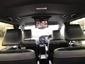 Toyota Esquire GI PREMIUM HYBRID 2021