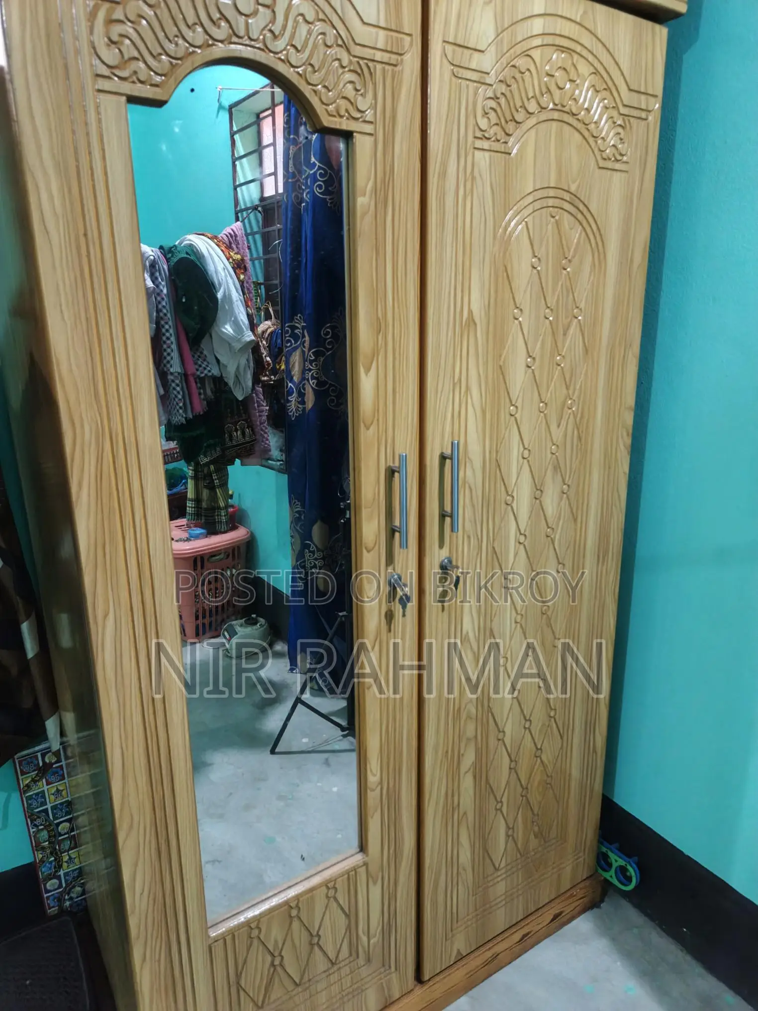 Brand New Almirah