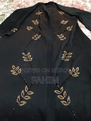 Karchupi Abaya