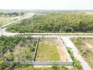 Near 300ft. North-East Corner, 7.5 Katha In Sec#2