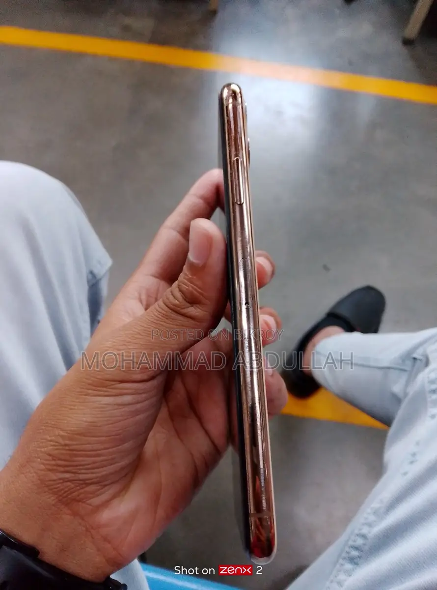 Apple iPhone 11 Pro Max (Used)