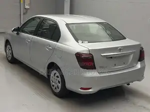 Toyota Axio Ex Non-Hybrid 2022