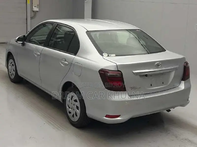 Toyota Axio Ex Non-Hybrid 2022