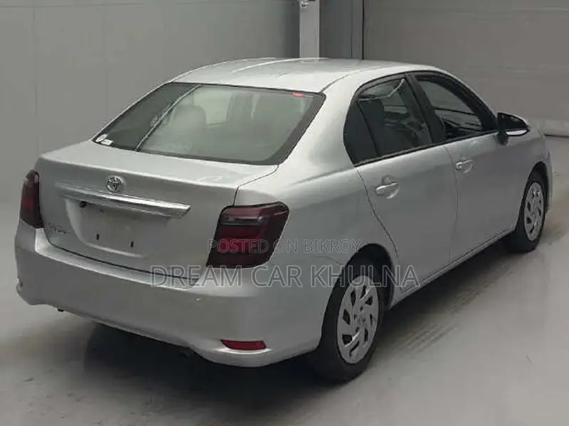 Toyota Axio Ex Non-Hybrid 2022