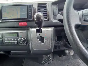 Toyota Hiace Super GL 2020