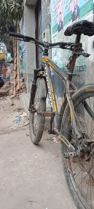 রানিং সাইকেল ফ্রেশ কন্ডিশন