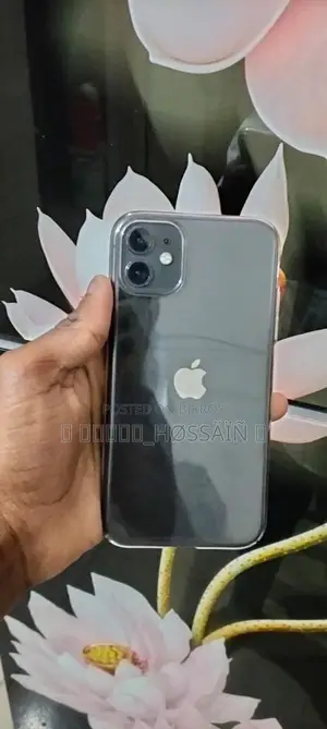 Apple iPhone 11 128GB (Used)