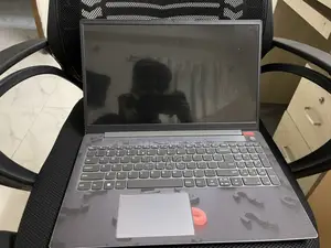 Lenovo Ideapad slim 3i (16/256)