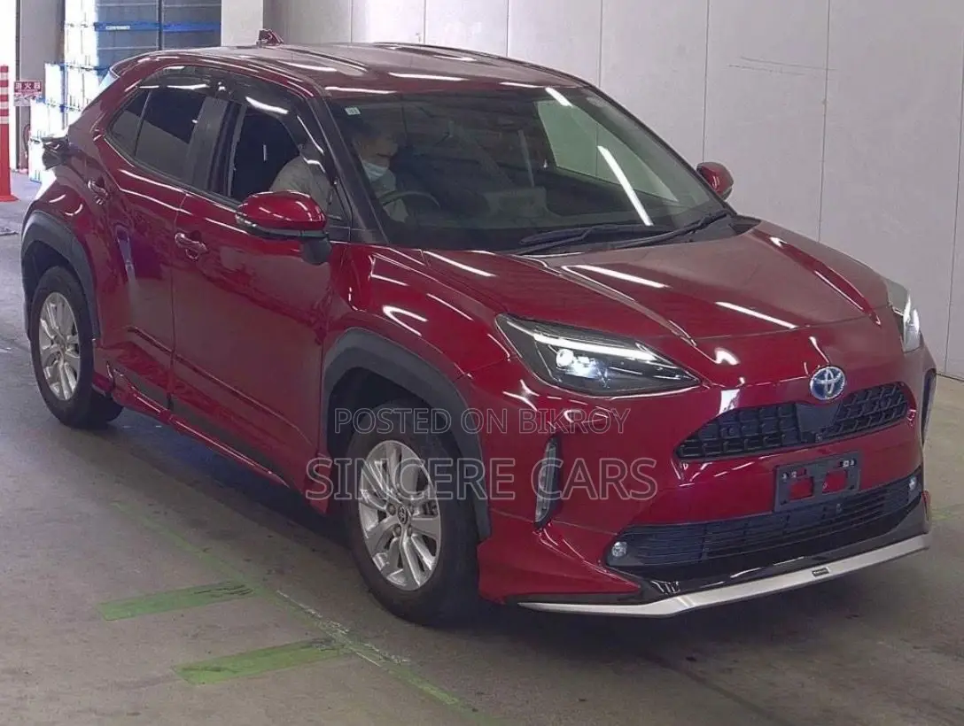 Toyota Yaris Cross G Bodykit/360camera 2021