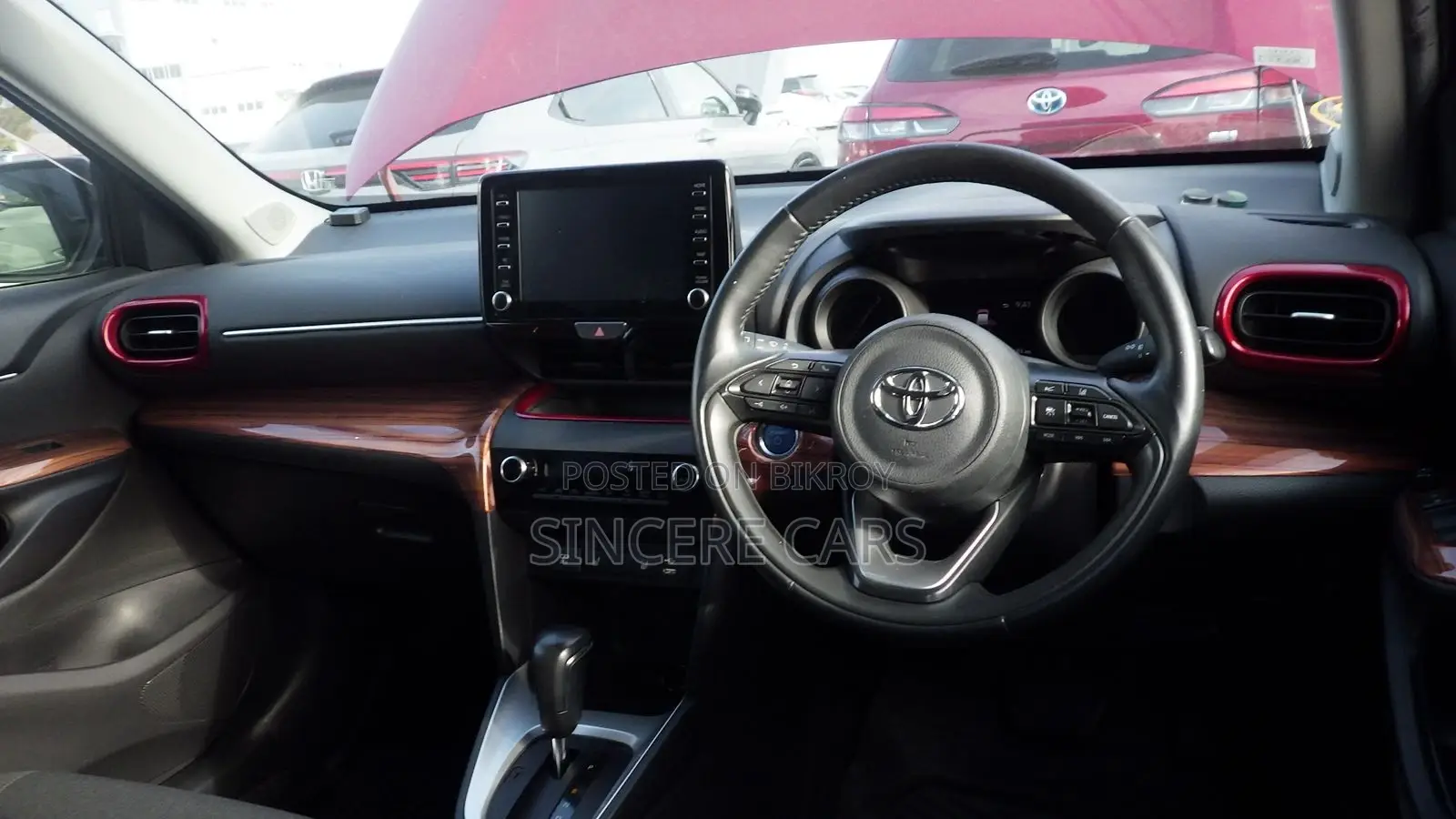 Toyota Yaris Cross G Bodykit/360camera 2021