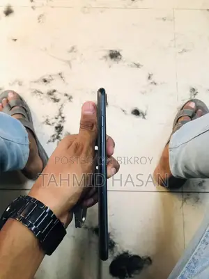 Apple iPhone 7 (Used)