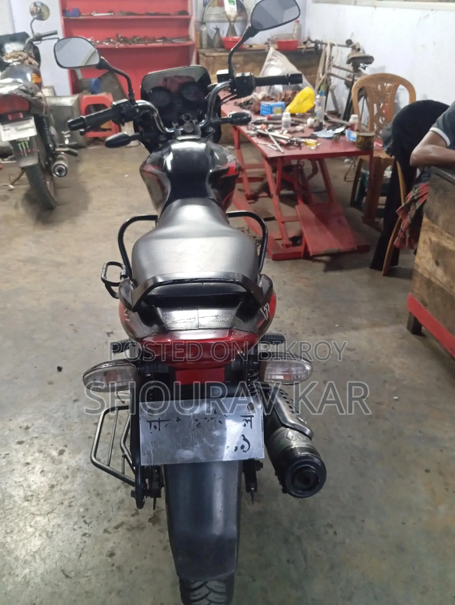 Bajaj Discover 135 . 2016