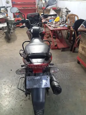 Bajaj Discover 135 . 2016