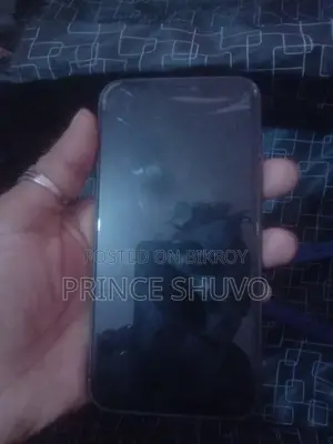 Apple iPhone 11 64 GB Black