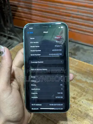 Apple iPhone 11 (Used)