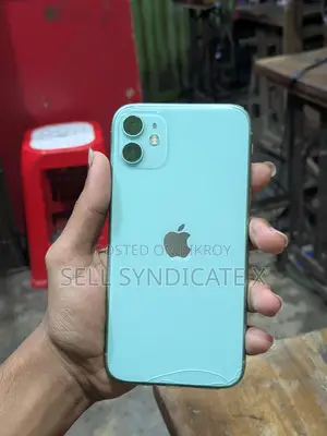 Apple iPhone 11 (Used)