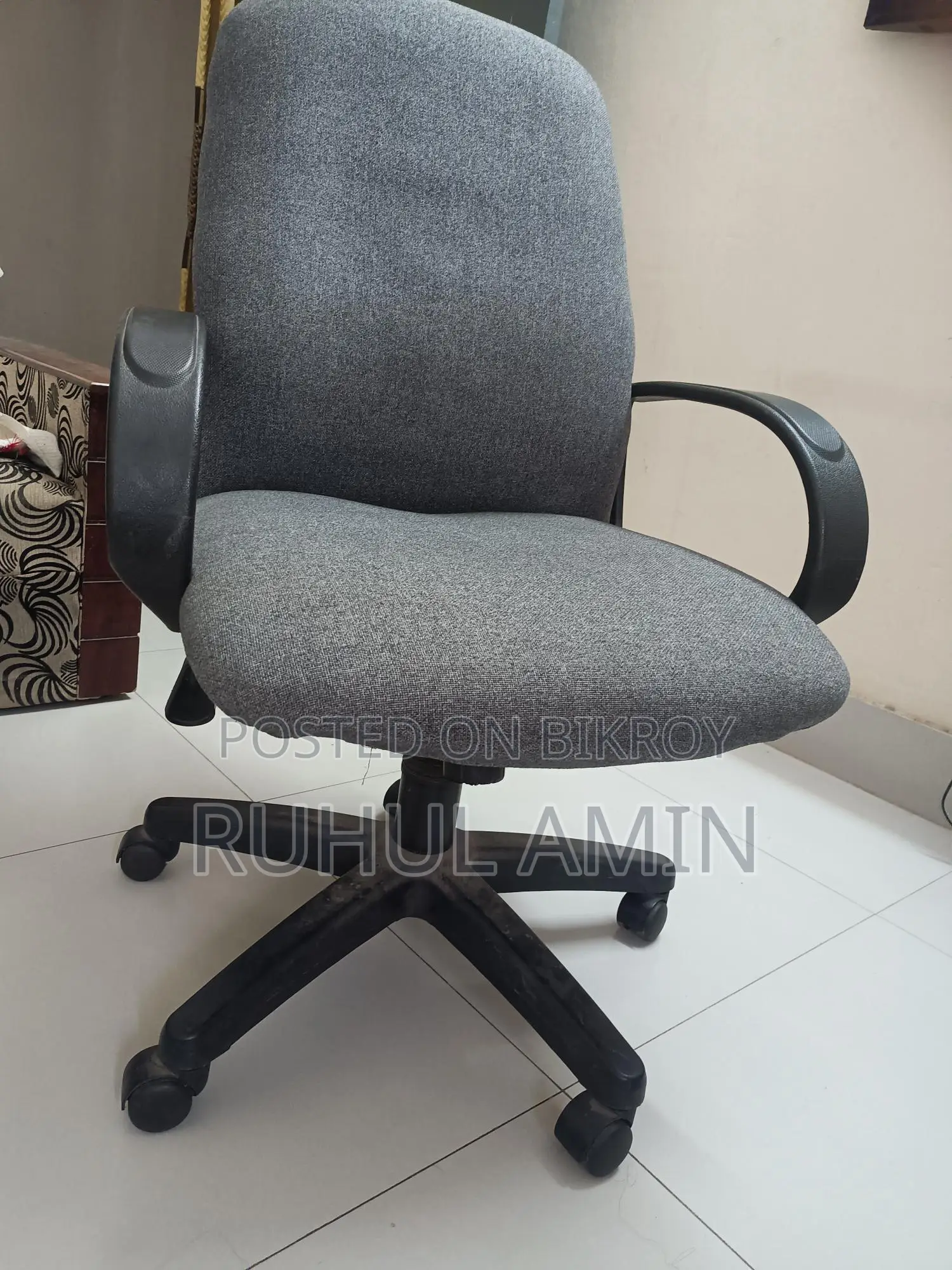 Revolving Chair Fresh