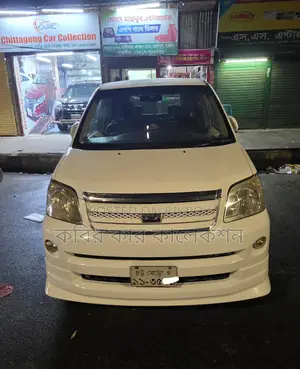 Toyota Noah x 2005