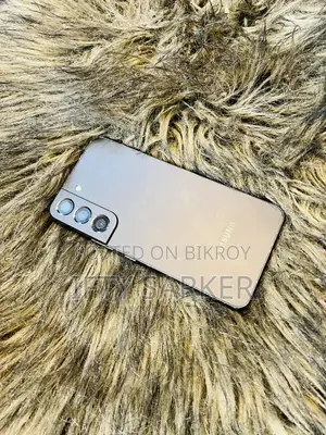 Samsung Galaxy S22 (ব্যবহৃত)