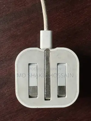 আইফোন অ্যাডাপ্টার