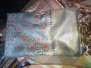 তাতের শাড়ি