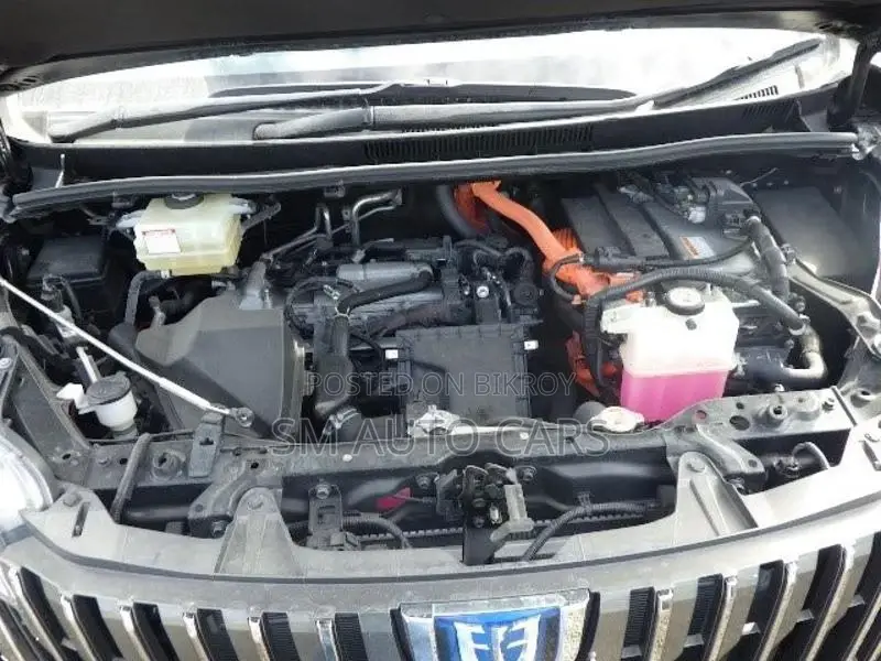 Toyota Esquire Hybrid Gi Premium 2021