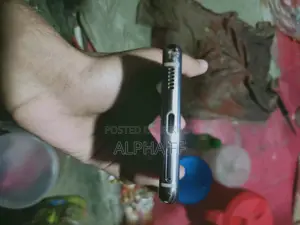 স্যামসাং গ্যালাক্সি এস২১ (ব্যবহৃত)