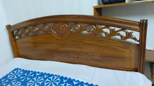 সেগুন কাঠের খাট