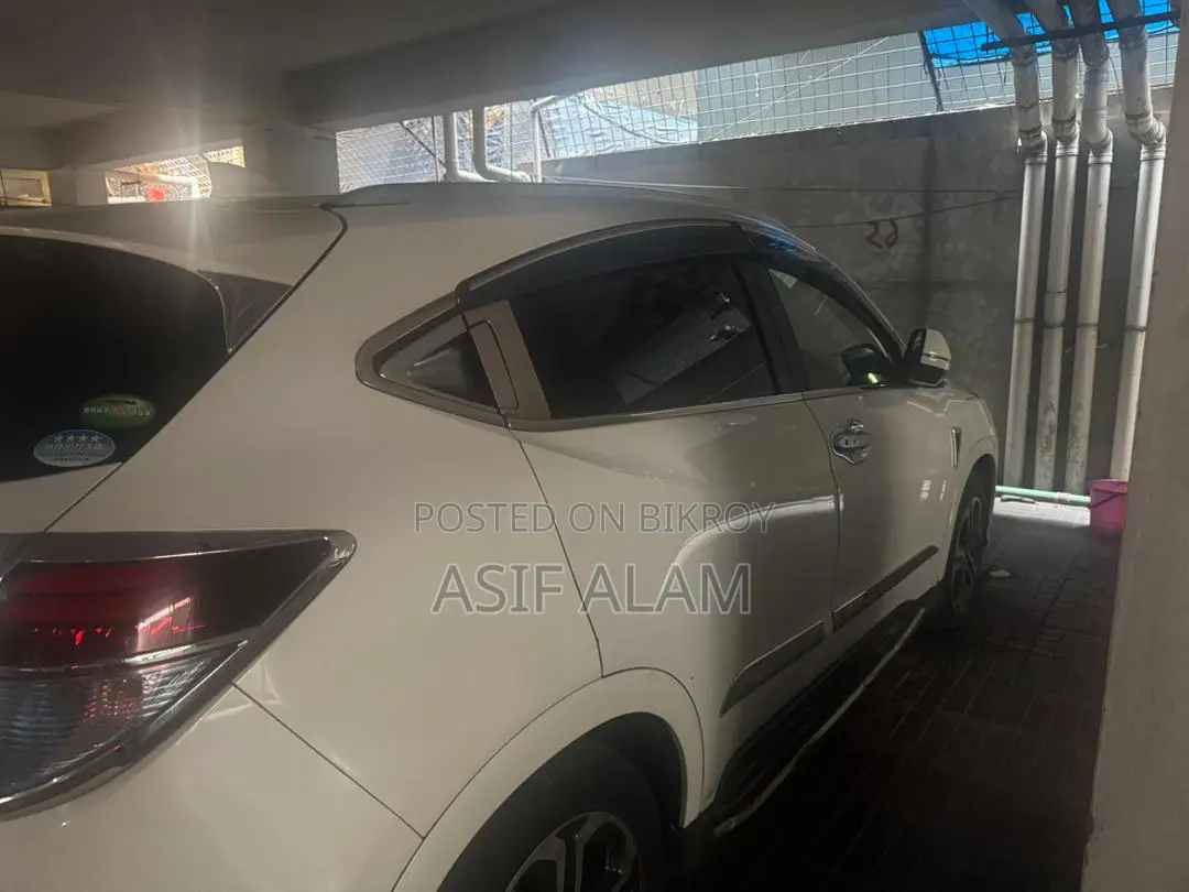 Honda Vezel ` 2014