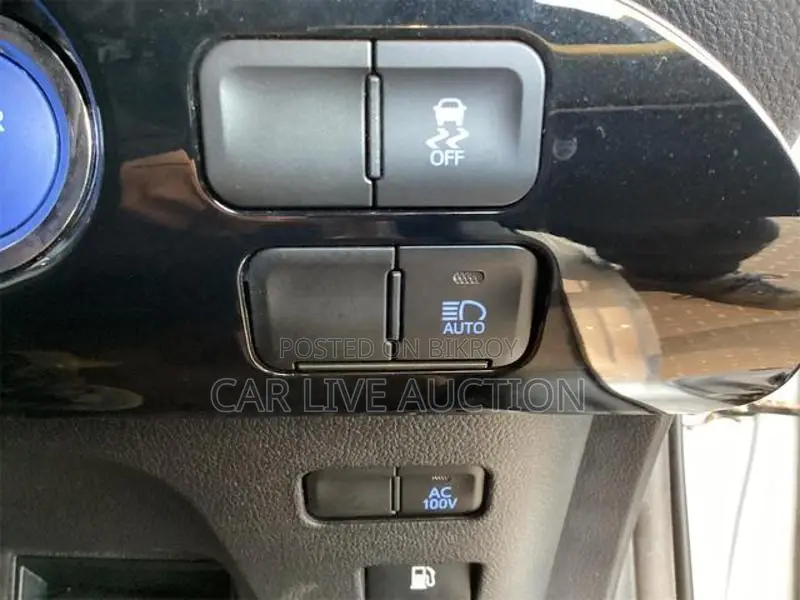 Toyota Prius Hybrid S pre order 2021