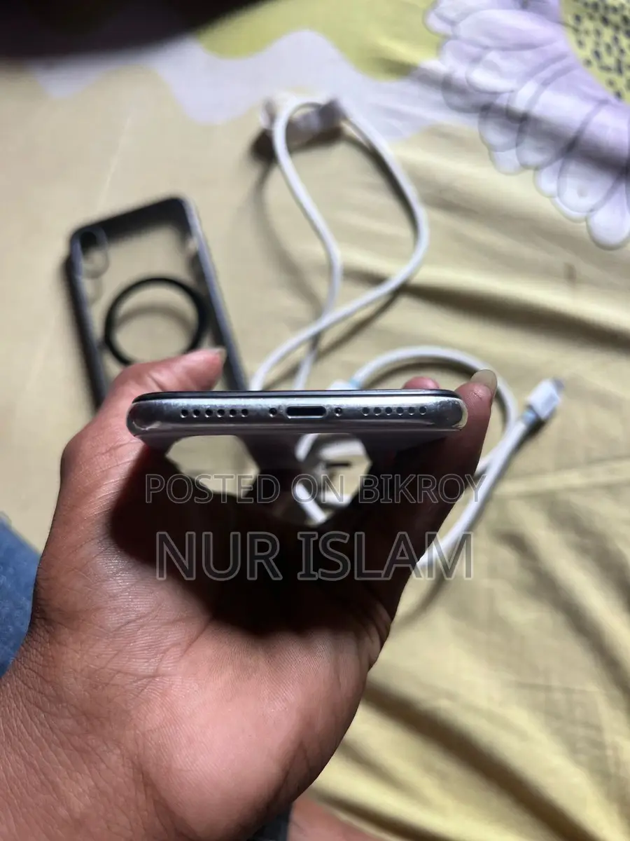 Apple iPhone X 256GB (Used)