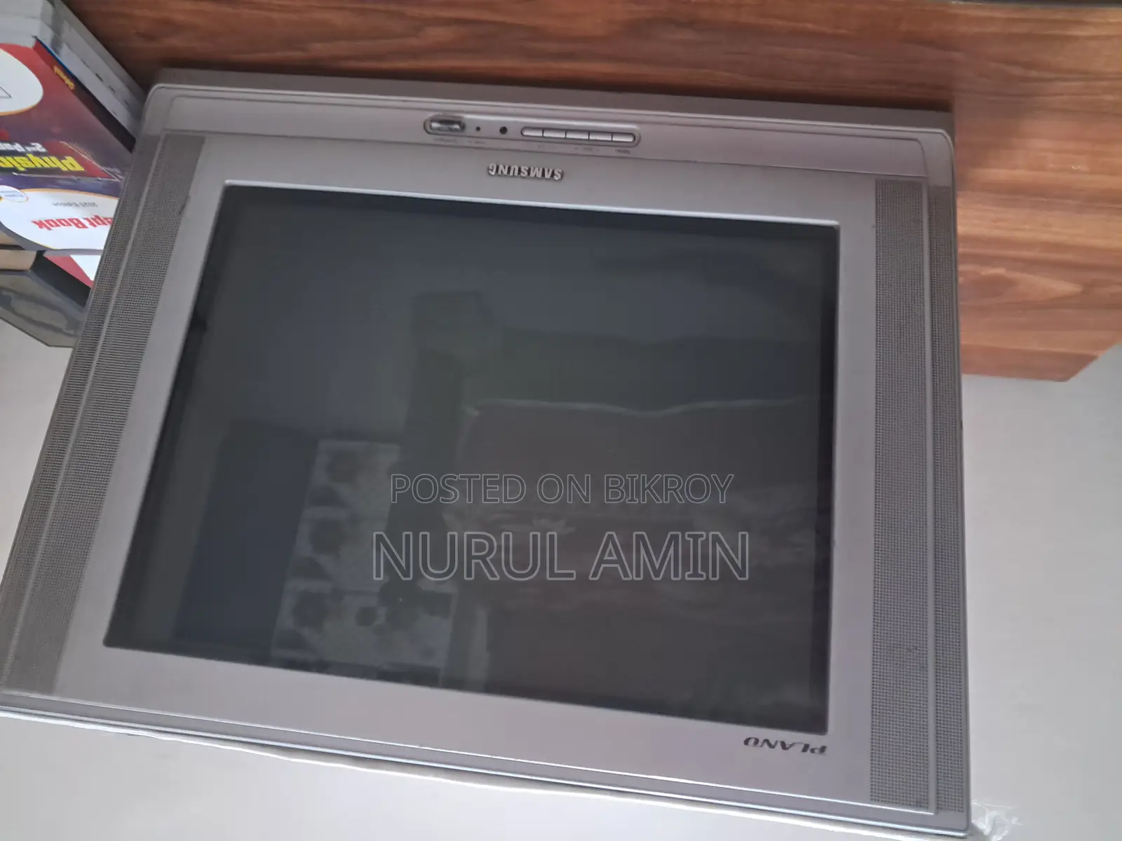 Samsung Plano 21"