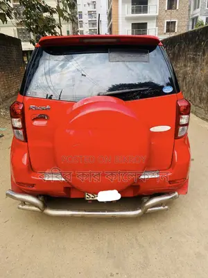 Toyota Rush red 2006