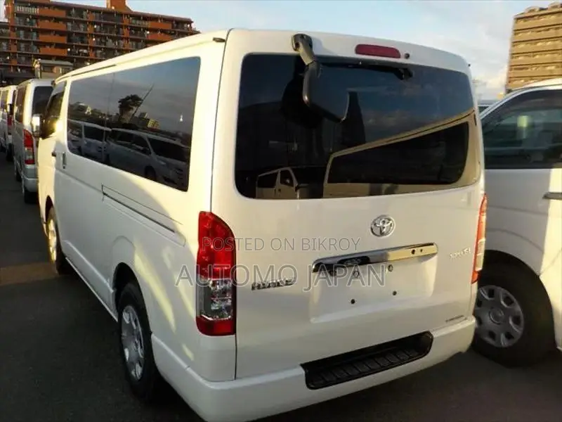 Toyota Hiace Super GL Dark Prime 2021