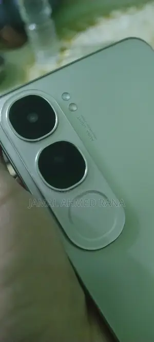 Vivo y300 5g (Used)