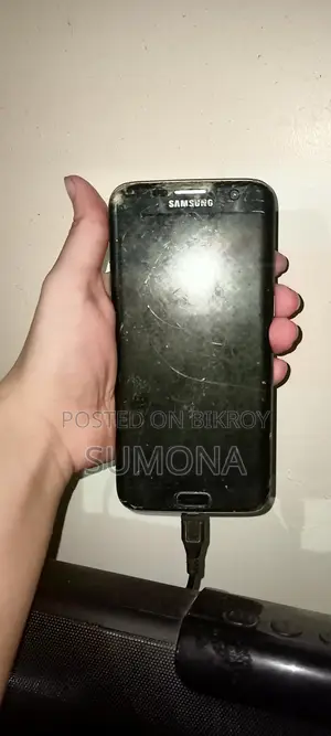 Samsung Galaxy S7 Edge (Used)